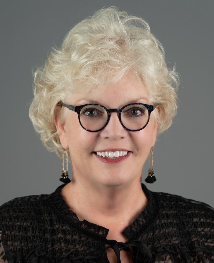 Lori Veal Image